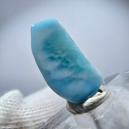 Schöner Larimar, poliert Dominikanische Republik 17*7*8mm