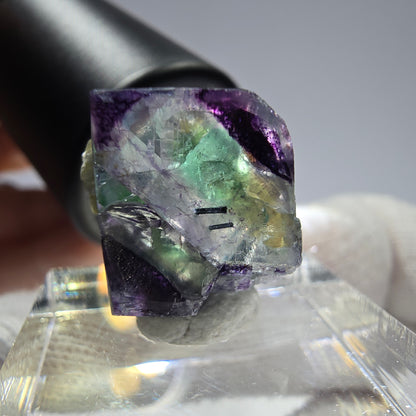 Cube de fluorite fantôme Schörl, tourmaline muscovite hyalite Erongo Namibie 16 x 15 x 13 mm 