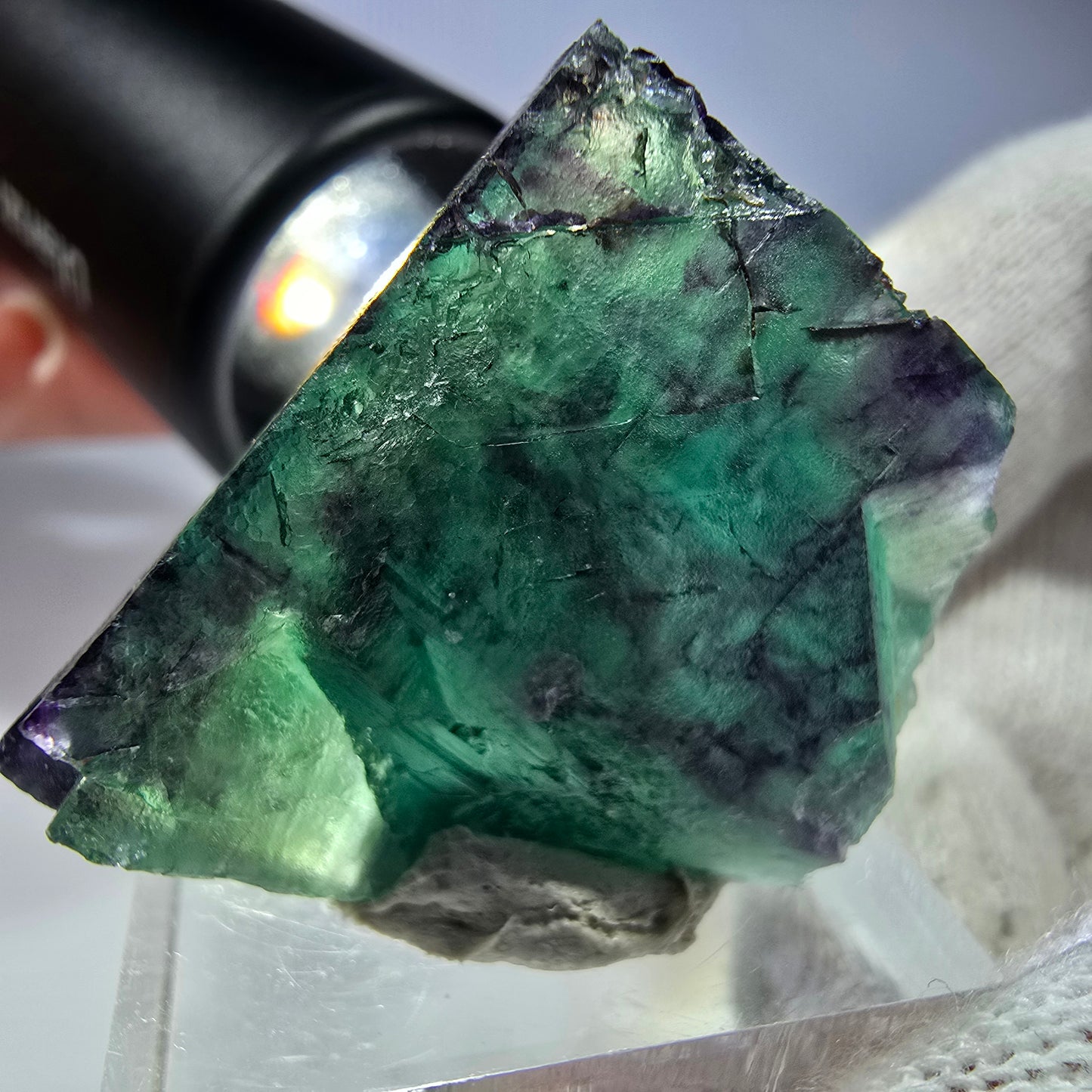 Spécimen rare de cube de fluorite fantôme, vert zonal et violet, Okorusu, Namibie, 36 x 22 x 29 mm 
