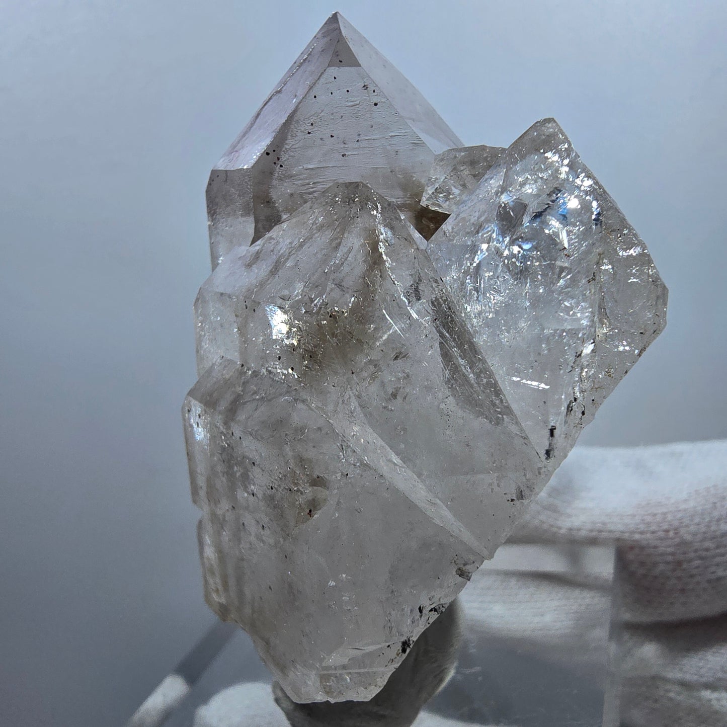 Quartz fumé fantôme DT Sceptre squelette Hématite Valentine Pocket Goboboseb Namibie 64*40*31mm 