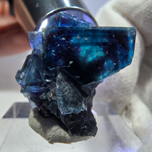 Spécimen de cube de fluorite fantôme, zonal - Nouvelle découverte ! Okorusu, Namibie 25*29*17mm