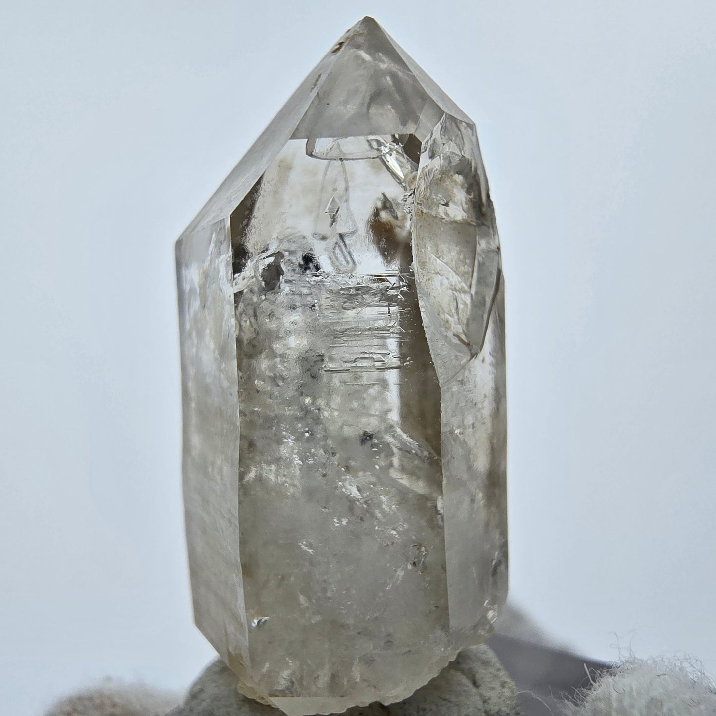 Enhydro Phantom Rauchquarz Spitze 2x Blase Goboboseb Namibia 37*19*14mm Sammlung