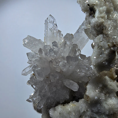 XL Phantom Smoky Quartz DT, calcite UV sur matrice Valentine Pocket, Namibie 166 x 81 x 47 mm 