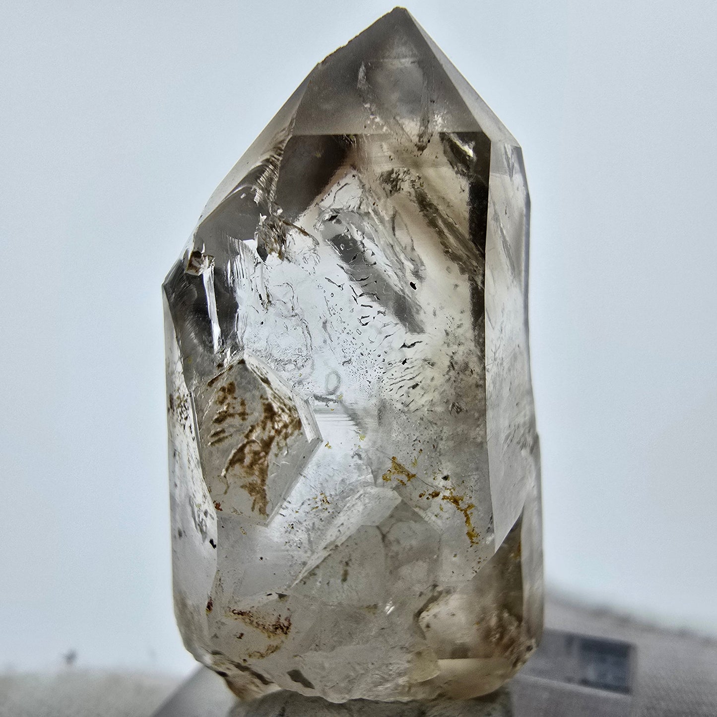 Enhydro Phantom Smoky Quartz Sceptre Tip 2x Bubble Goboboseb, Namibie 41*21*15mm 