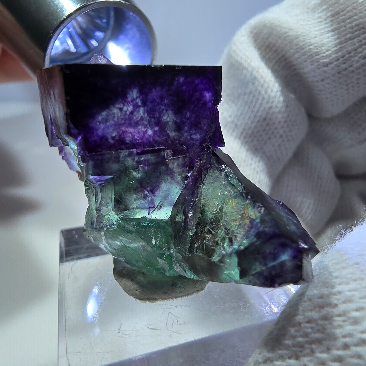 Spécimen rare de cube de fluorite fantôme, vert-violet zonal, Okorusu, Namibie, 37 x 23 x 15 mm 
