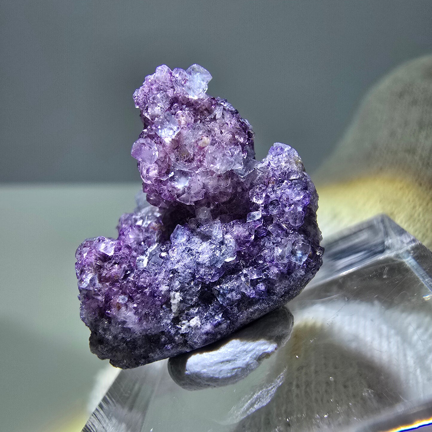 Spécimen de cube de fluorite fantôme, violet Okorusu, Namibie 23 x 17 x 10 mm 