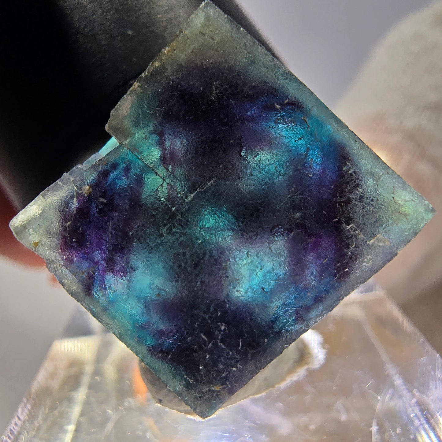 Spécimen de cube de fluorite fantôme, zonal – Nouvelle découverte ! Okorusu, Namibie, 24 x 23 x 12 mm 