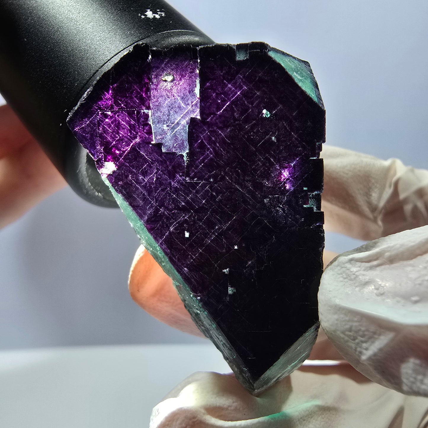 Spécimen de cube de fluorite fantôme vert violet zonal 11:11 Angel Pocket, Namibie 44*42*26mm 