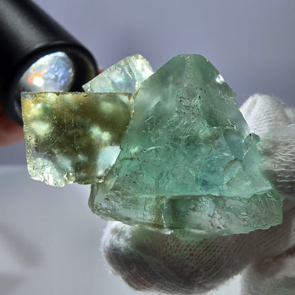 Rare spécimen de cube de fluorite fantôme, parqueté vert Okorusu, Namibie, 45 x 29 x 23 mm 