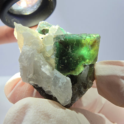 Rare cube de fluorite fantôme, spécimen de quartz vert violet Okorusu Namibie 37*29*27mm 
