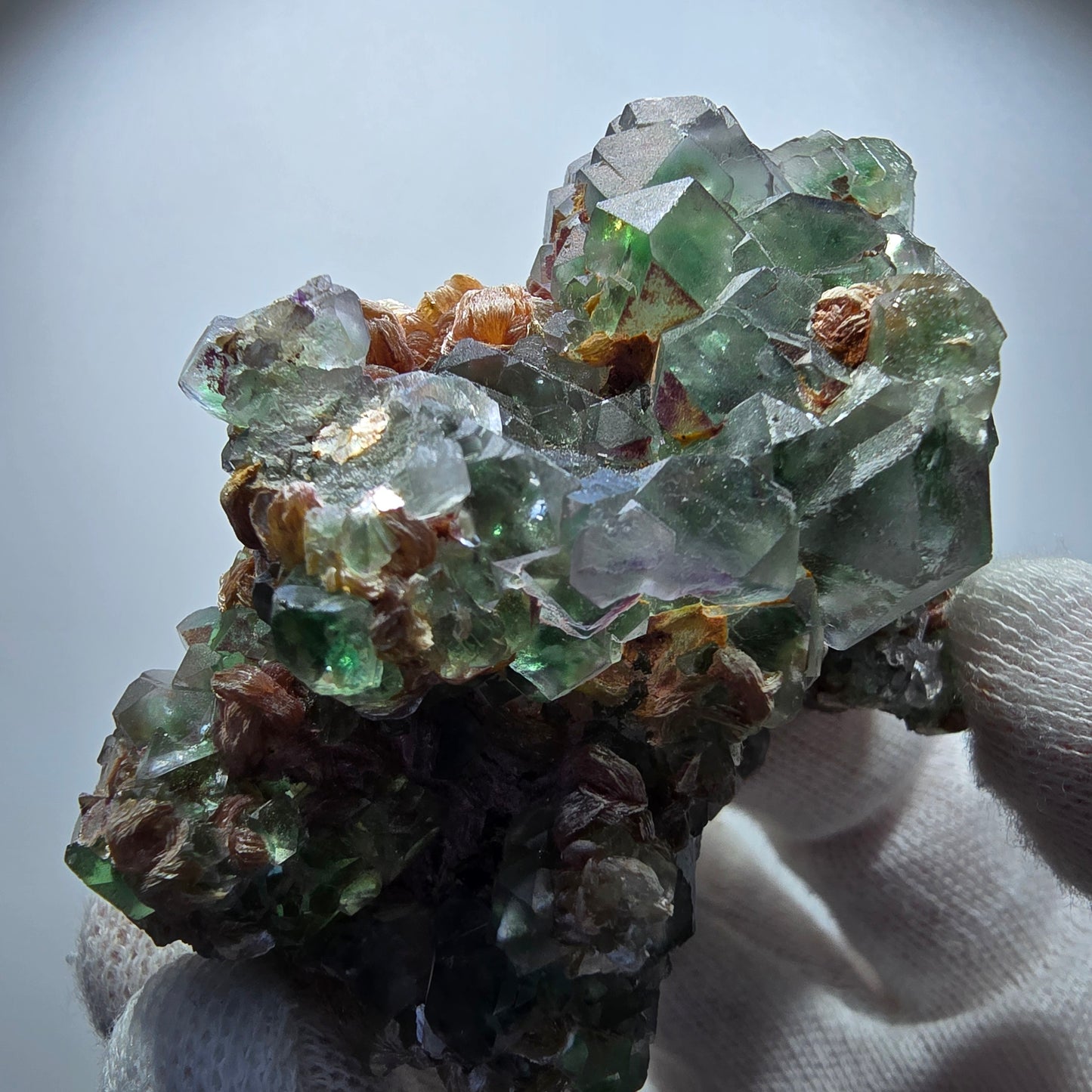 Phantom Fluorit Würfel, Hyalit, Muskovit (UV) Stufe Erongo, Namibia 70*63*36mm
