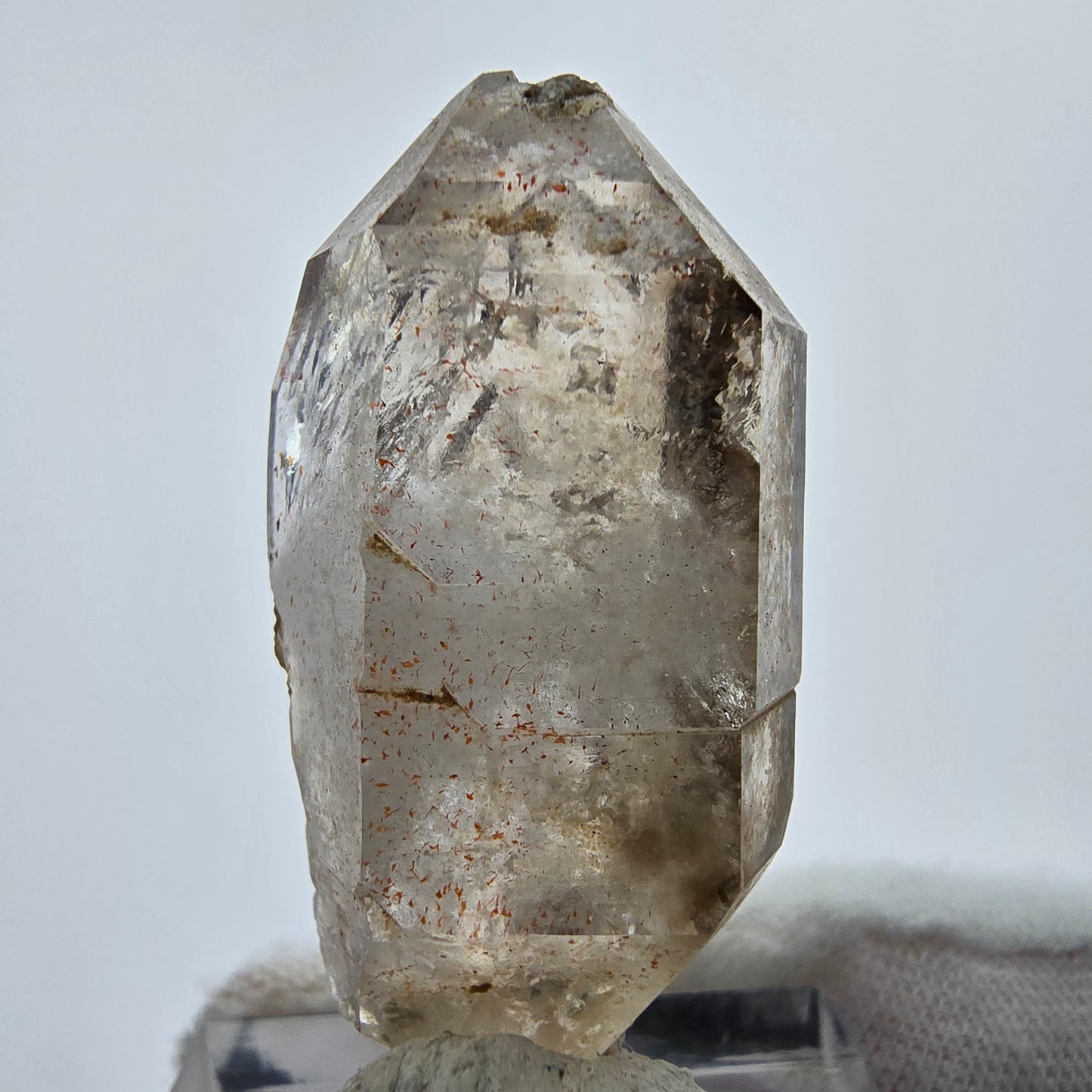 Enhydro Phantom Smoky Quartz Sceptre Tip 1x Bubble Goboboseb, Namibie 39*19*16mm 