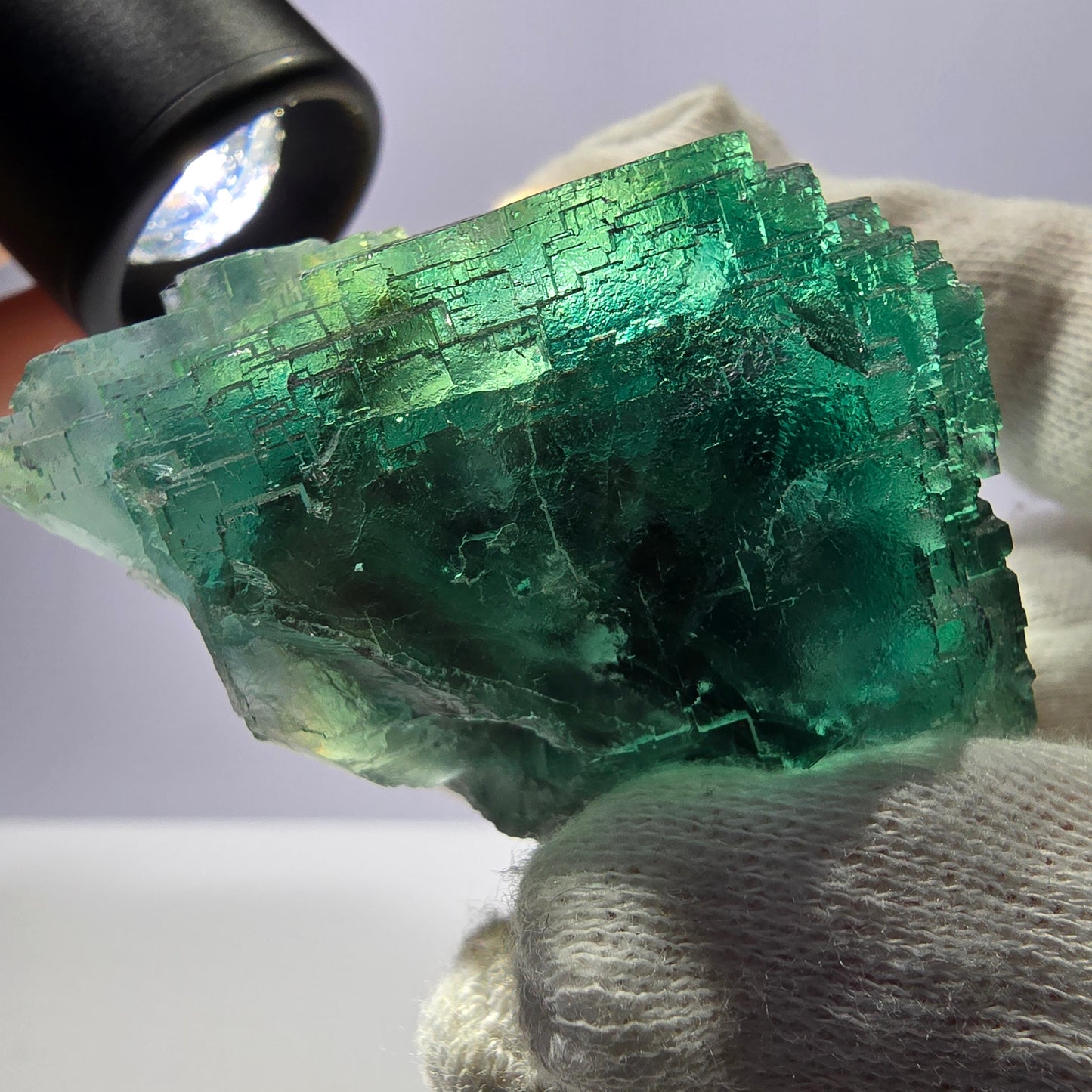 Spécimen de cube de fluorite fantôme transparente, parqueté Okorusu Namibie 66*54*34mm 