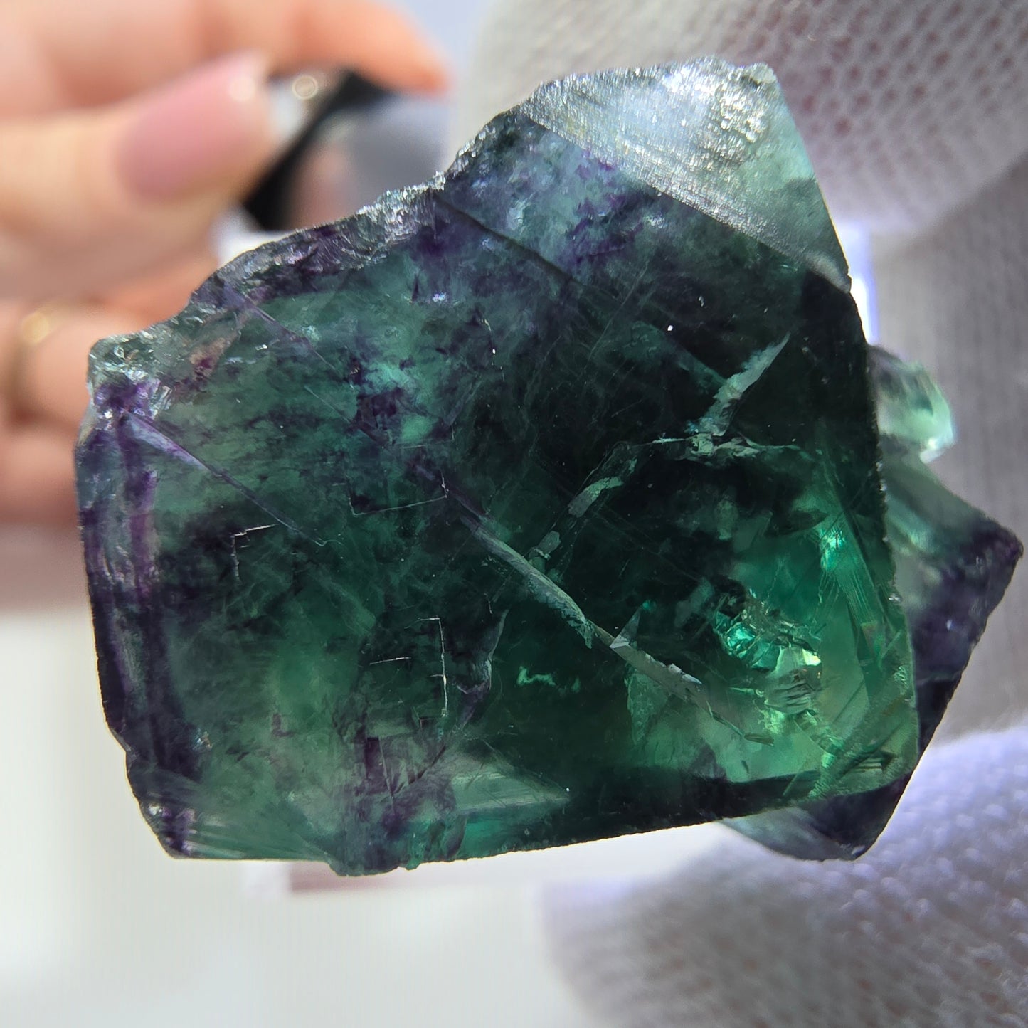 Spécimen rare de cube de fluorite fantôme, vert-violet zonal, Okorusu, Namibie, 32 x 20 x 22 mm 