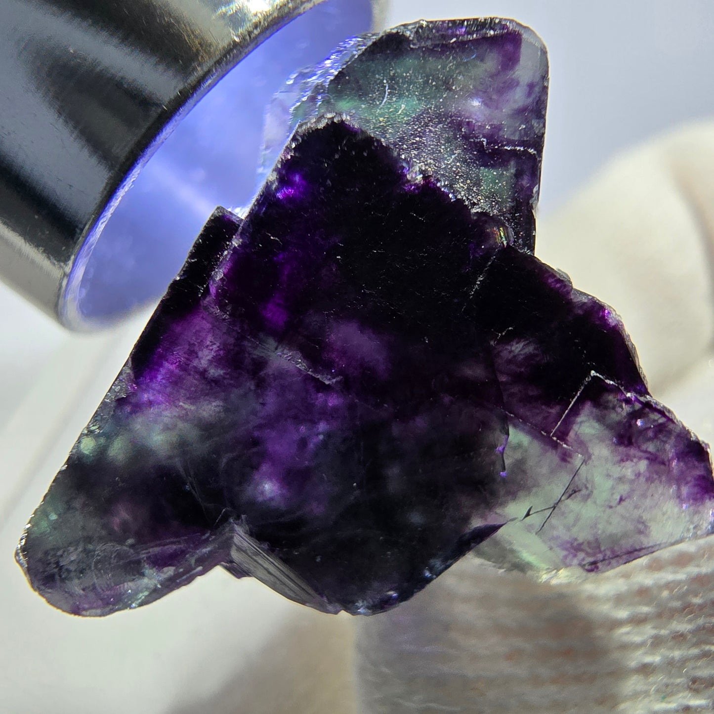 Spécimen rare de cube de fluorite fantôme, vert zonal et violet, Okorusu, Namibie, 23 x 18 x 19 mm 