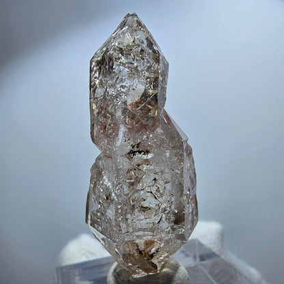 Sceptre en quartz fumé fantôme transparent, DT Point Goboboseb, Namibie, 39 x 15 x 16 mm 
