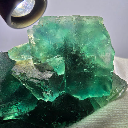 Grand cube de fluorite fantôme étagé, vert Okorusu, Namibie 96 x 73 x 34 mm 