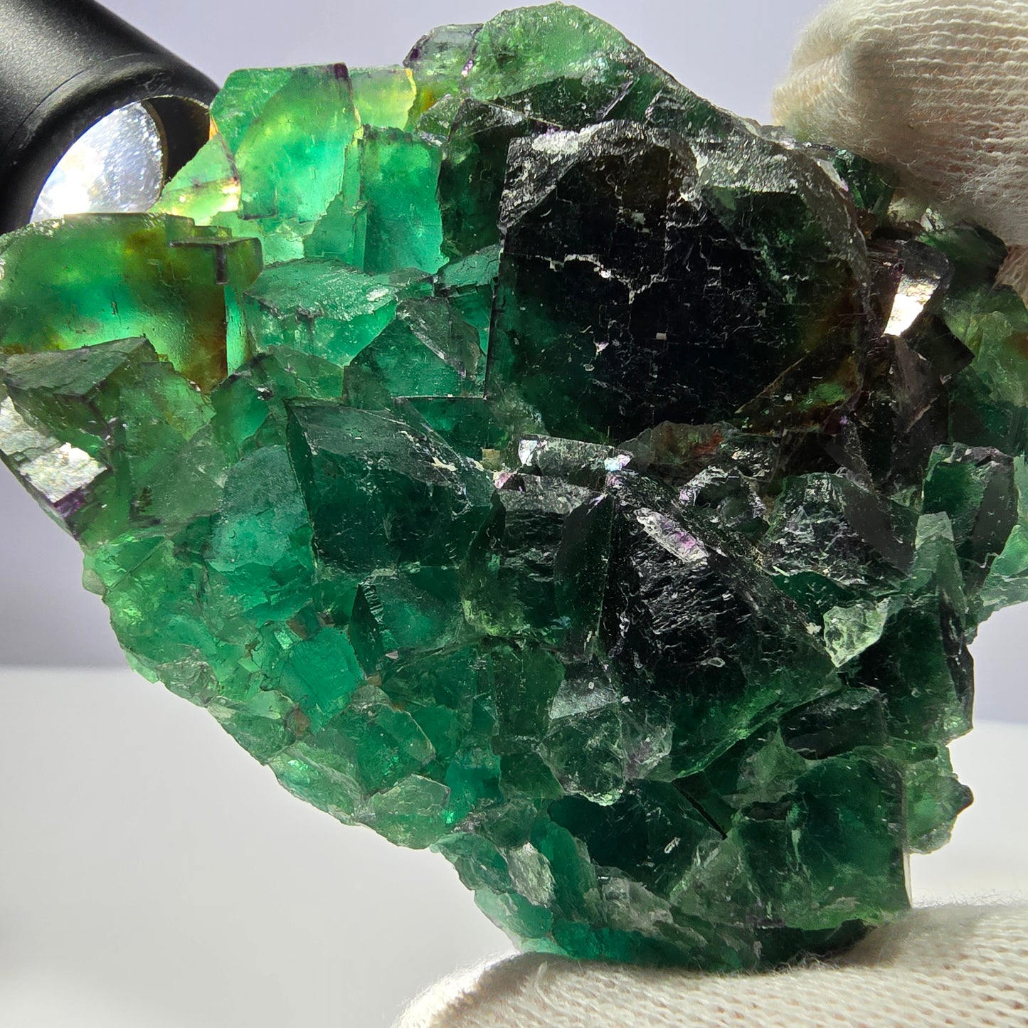 Grand spécimen de cube de fluorite fantôme parqueté, Okorusu zonal, Namibie, 84 x 74 x 23 mm 