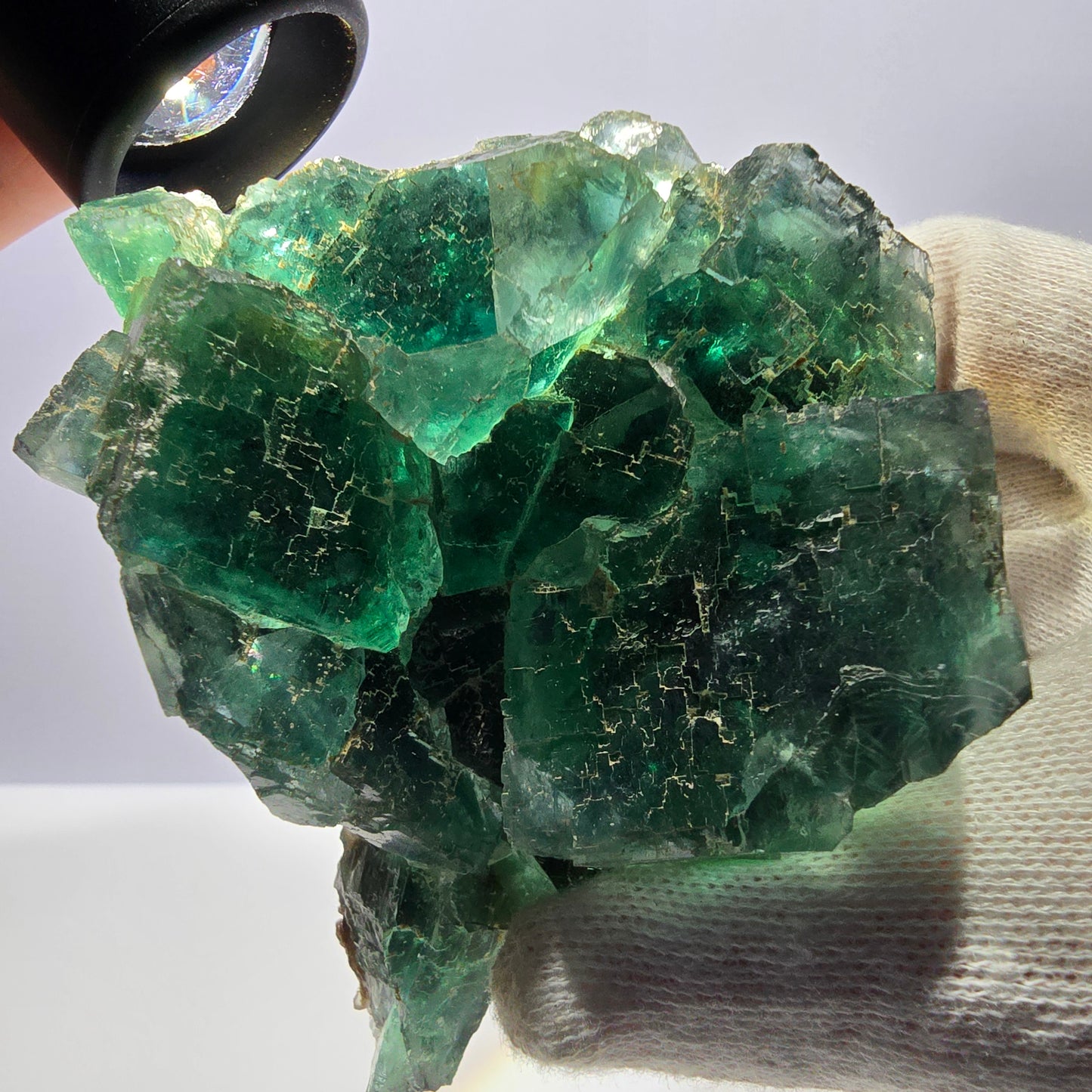 Grand spécimen de cube de fluorite fantôme, vert parqueté Okorusu, Namibie 80*72*49mm 