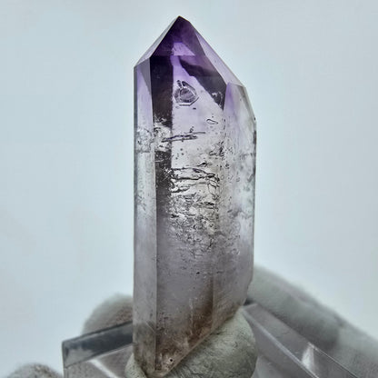 Cristal d'améthyste fantôme transparent Goboboseb, Namibie 41*15*11mm Collection 