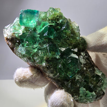 Spécimen de cube de fluorite fantôme transparente, parqueté Okorusu Namibie 95*54*21mm 