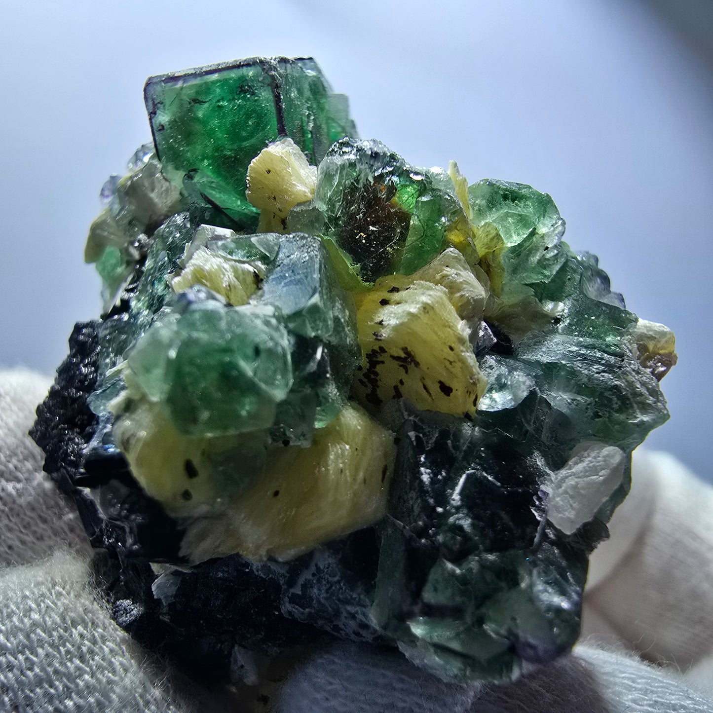 Phantom Fluorit, Rauchquarz, Muskovit, Schörl Turmalin Erongo Namibia 53*49*30mm