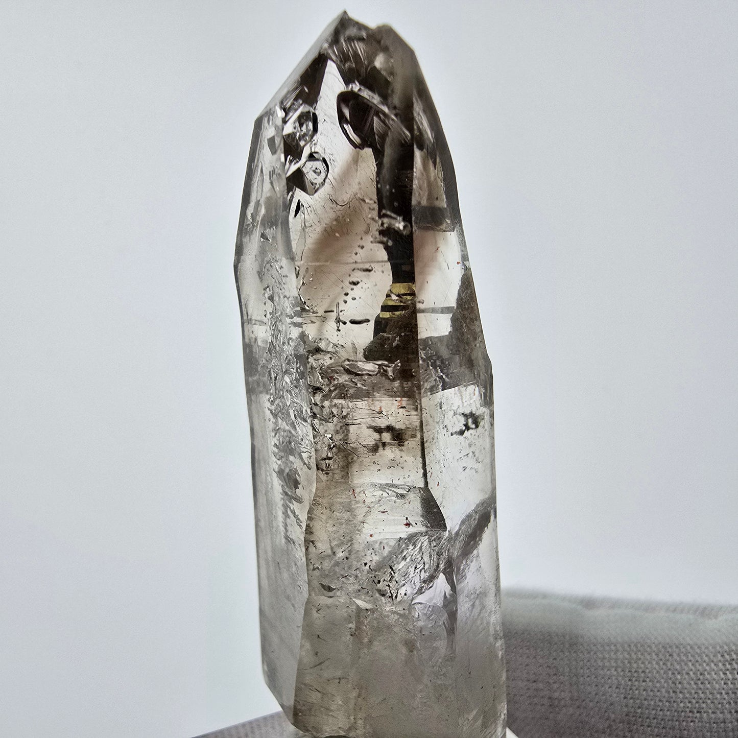 Enhydro Phantom Smoky Quartz Sceptre Tip 1x Bubble Goboboseb, Namibie 61*19*16mm 