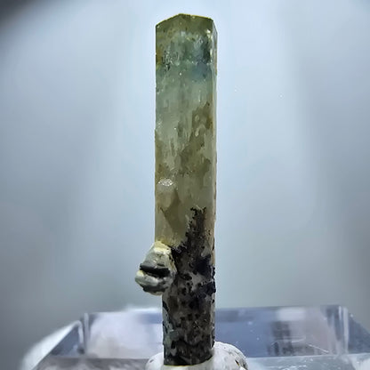 Cristal d'aigue-marine X rare, bleu Erongo, Namibie 26*8*4mm 
