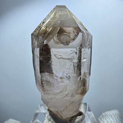 Pointe de sceptre en améthyste fantôme transparente, Goboboseb, Namibie, 50 x 24 x 21 mm 