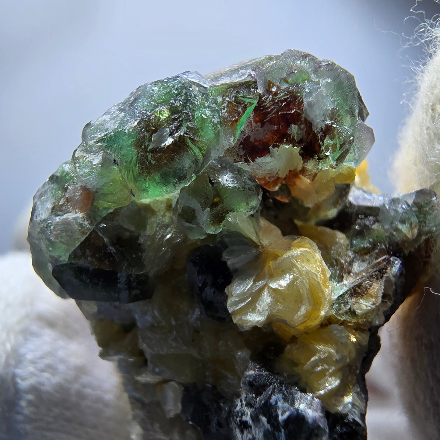 Phantom Fluorite Cube hexagonal, Muscovite specimen Erongo, Namibia 47*37*27mm 