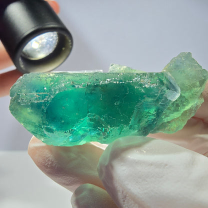 Spécimen de cube de fluorite fantôme transparente, vert parqueté, Okorusu, Namibie, 53 x 33 x 22 mm 