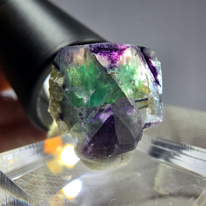 Cube de fluorite fantôme Schörl, tourmaline muscovite hyalite Erongo Namibie 16 x 15 x 13 mm 
