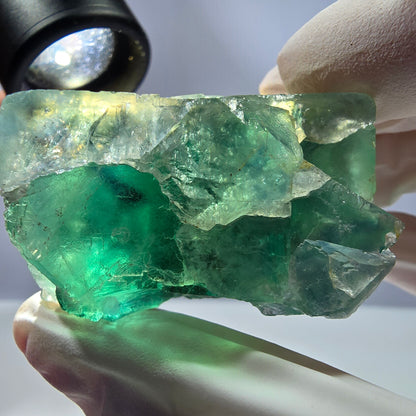 Spécimen de cube de fluorite fantôme transparente, vert parqueté, Okorusu, Namibie, 43 x 37 x 21 mm 