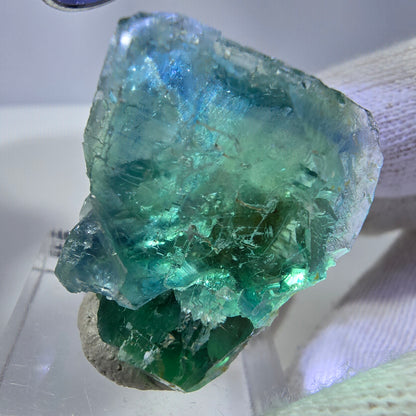 Spécimen de cube de fluorite fantôme, parqueté, vert turquoise Okorusu, Namibie 29*24*19mm 