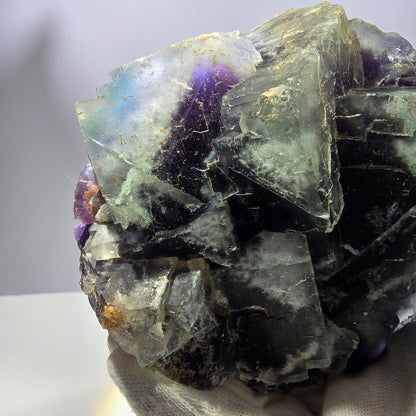 Spécimen de cube de fluorite fantôme XL, parqueté vert violet Okorusu, Namibie 141*130*48 mm 