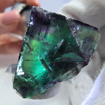 Spécimen rare de cube de fluorite fantôme, vert zonal et violet, Okorusu, Namibie, 31 x 39 x 20 mm 