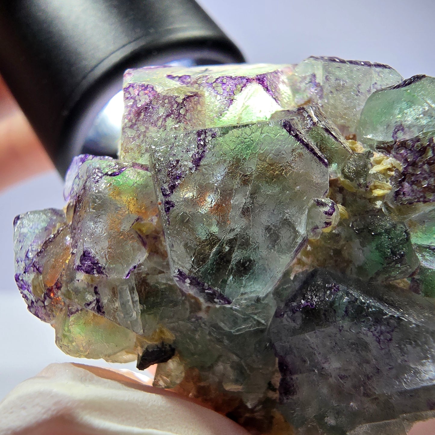Cube de fluorite fantôme, zonal, muscovite, spécimen de tourmaline Schorl, Erongo, Namibie, 42 x 35 x 23 mm 