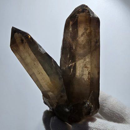 Spécimen de quartz fumé, hyalite et tourmaline Schorl, squelette fantôme, Erongo, Namibie, 95 x 70 x 63 mm 