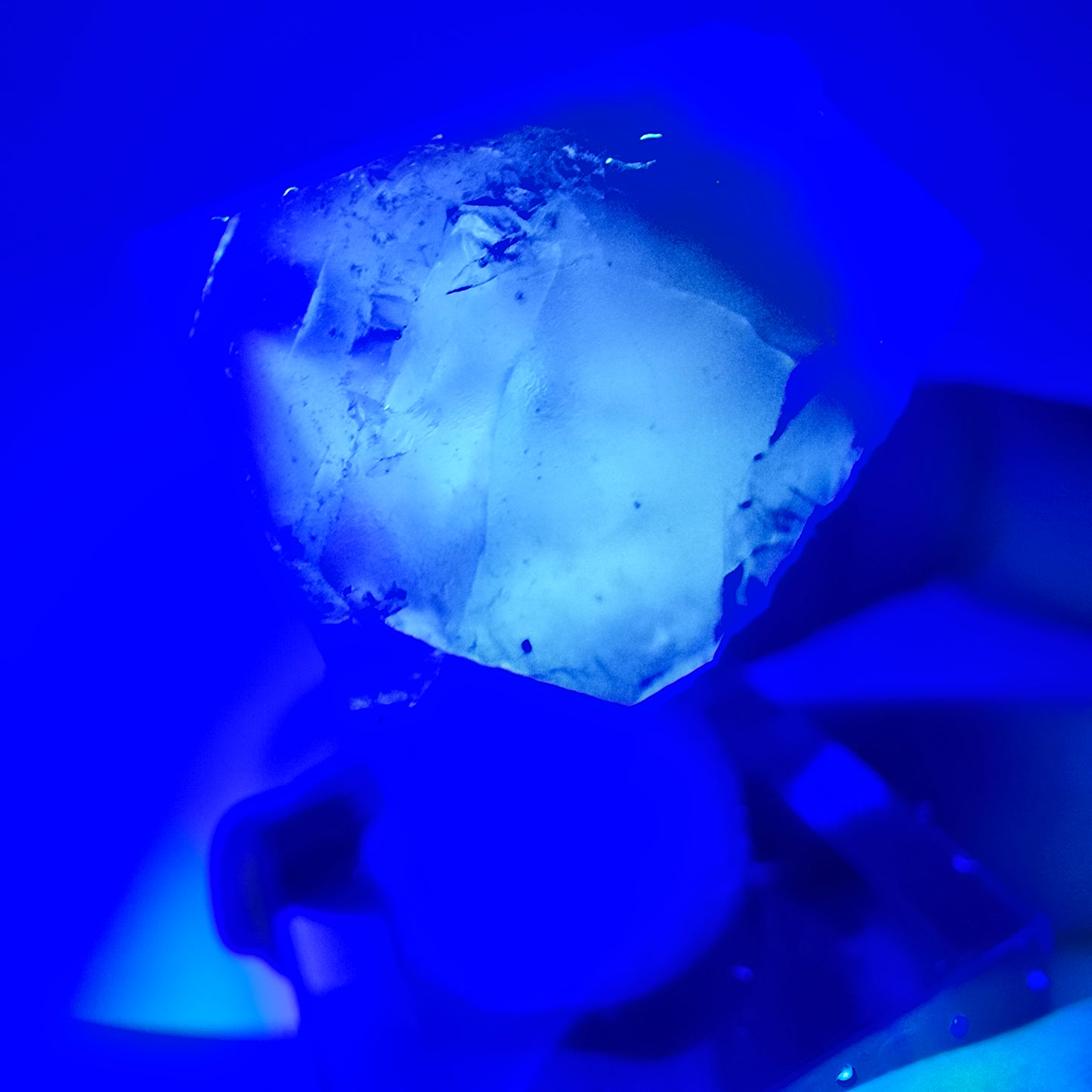 Cube de fluorite fantôme rare (UV), vert Okorusu, Namibie 34 x 29 x 30 mm 