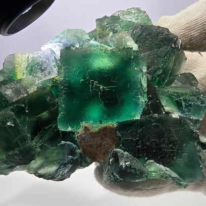 Grand spécimen de cube de fluorite fantôme, vert parqueté Okorusu Namibie 113*95*54mm 
