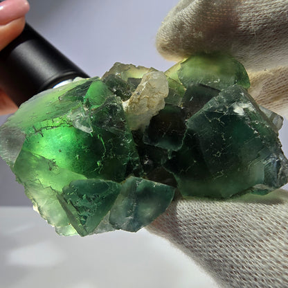 Cube de fluorite fantôme, marches en quartz parquetées Okorusu Namibie 61 x 49 x 36 mm 