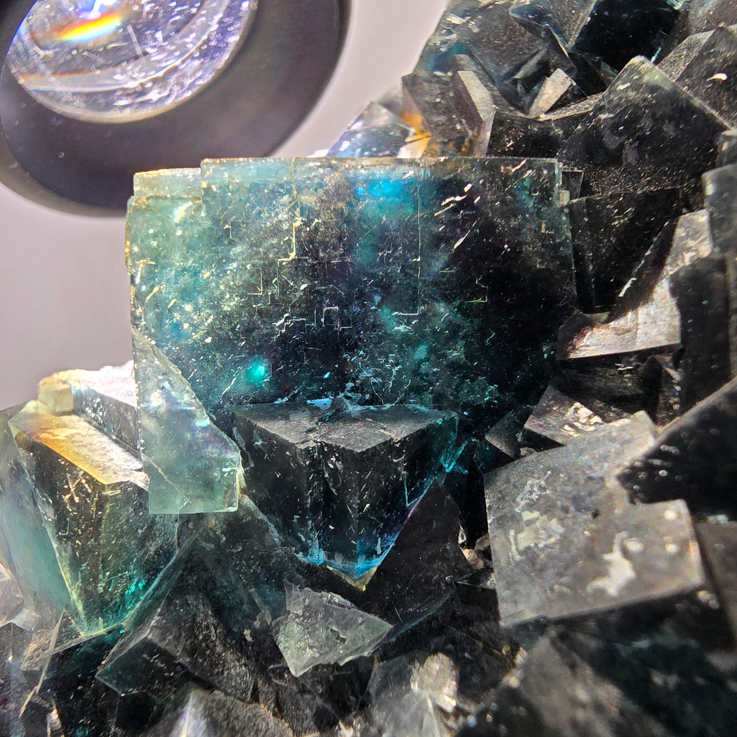 Grand spécimen de cube de fluorite fantôme zonal, nouvelle découverte ! Okorusu, Namibie, 97 x 62 x 36 mm 