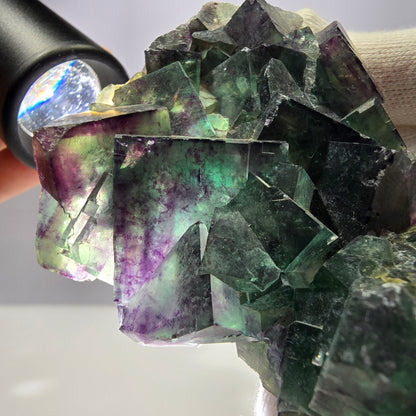 Rare spécimen de cube de fluorite fantôme, parqueté zonal Okorusu Namibie 76 x 62 x 27 mm 