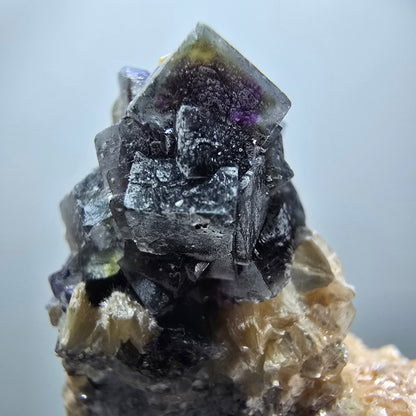 Cubes de fluorite fantôme colorés, spécimen de muscovite, Erongo, Namibie, 49 x 46 x 42 mm 