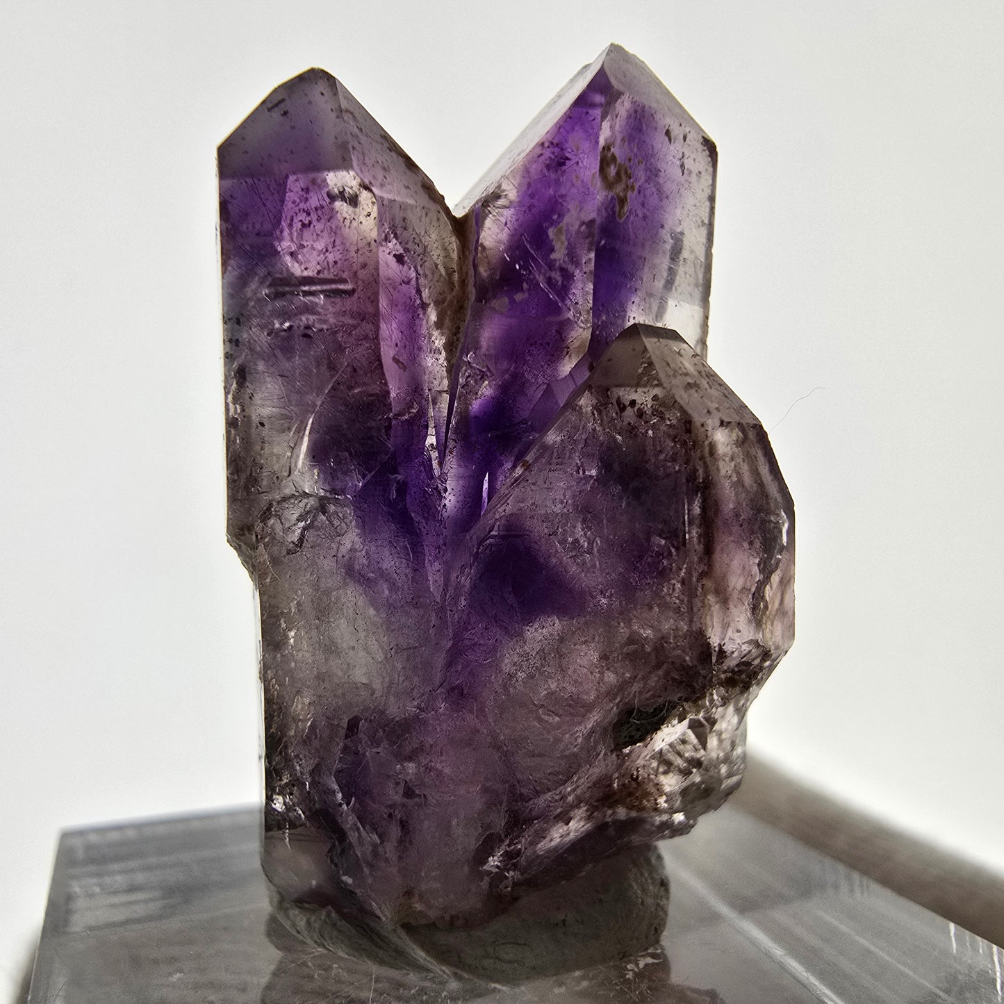Rare spécimen de sceptre d'améthyste fantôme, Brandberg, Namibie, 31 x 19 x 14 mm 
