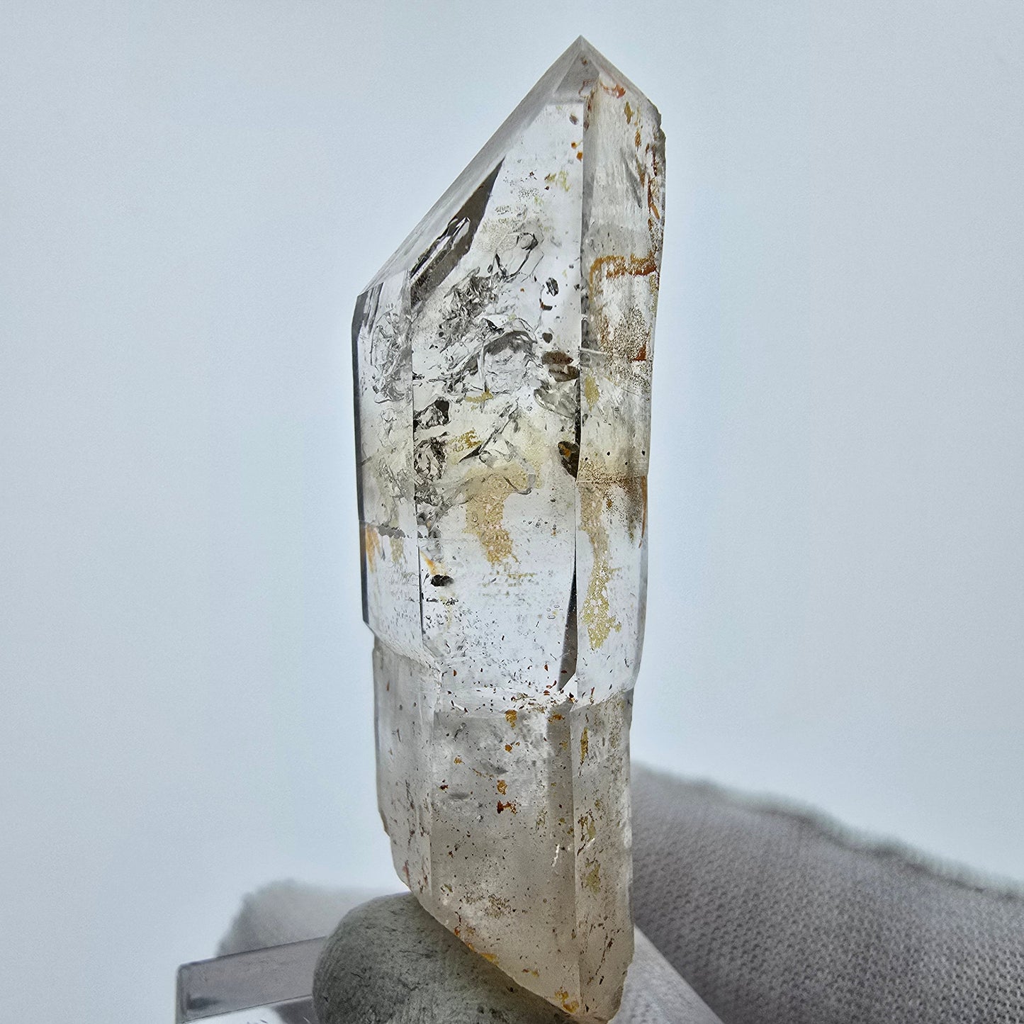 Enhydro Phantom Smoky Quartz Sceptre Tip 1x Bubble Goboboseb, Namibie 52*16*13mm 