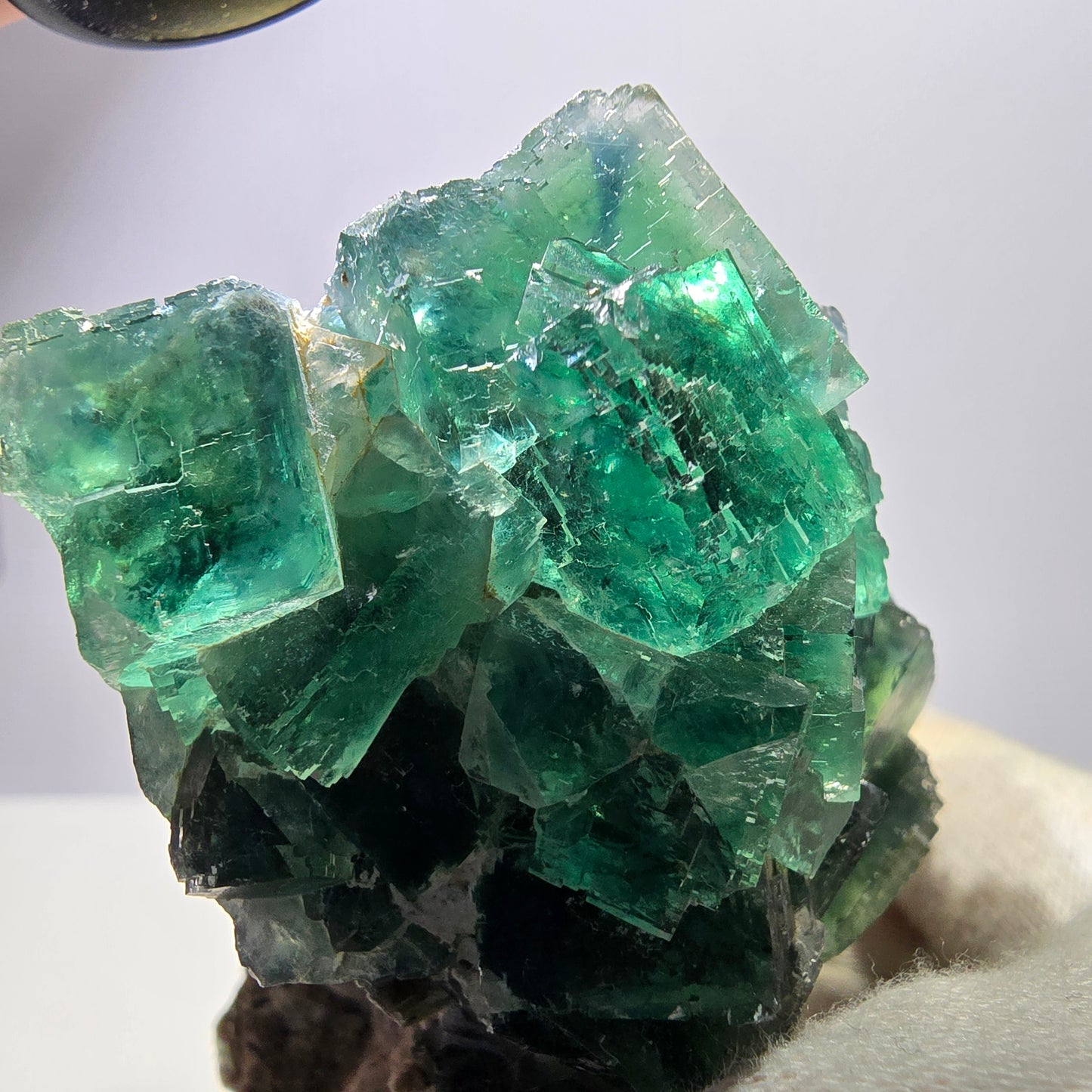 Grand spécimen de cube de fluorite fantôme, parqueté, vert Okorusu, Namibie 101*84*63mm 