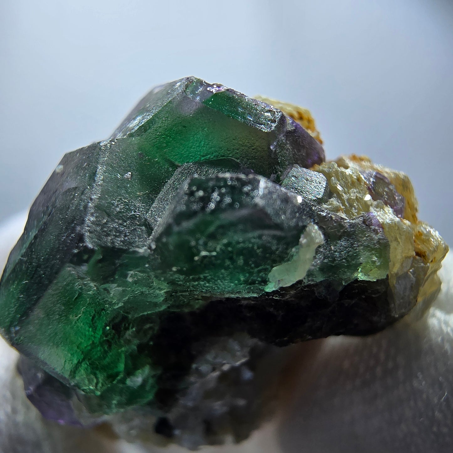 Phantom Fluorite Cube hexagonal, zonal Muscovite specimen Erongo Namibia 49*29*26mm 