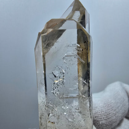 Quartz fumé fantôme lémurien Quartz Gémeaux Valentine Pocket Goboboseb Namibie 53*19*14mm 