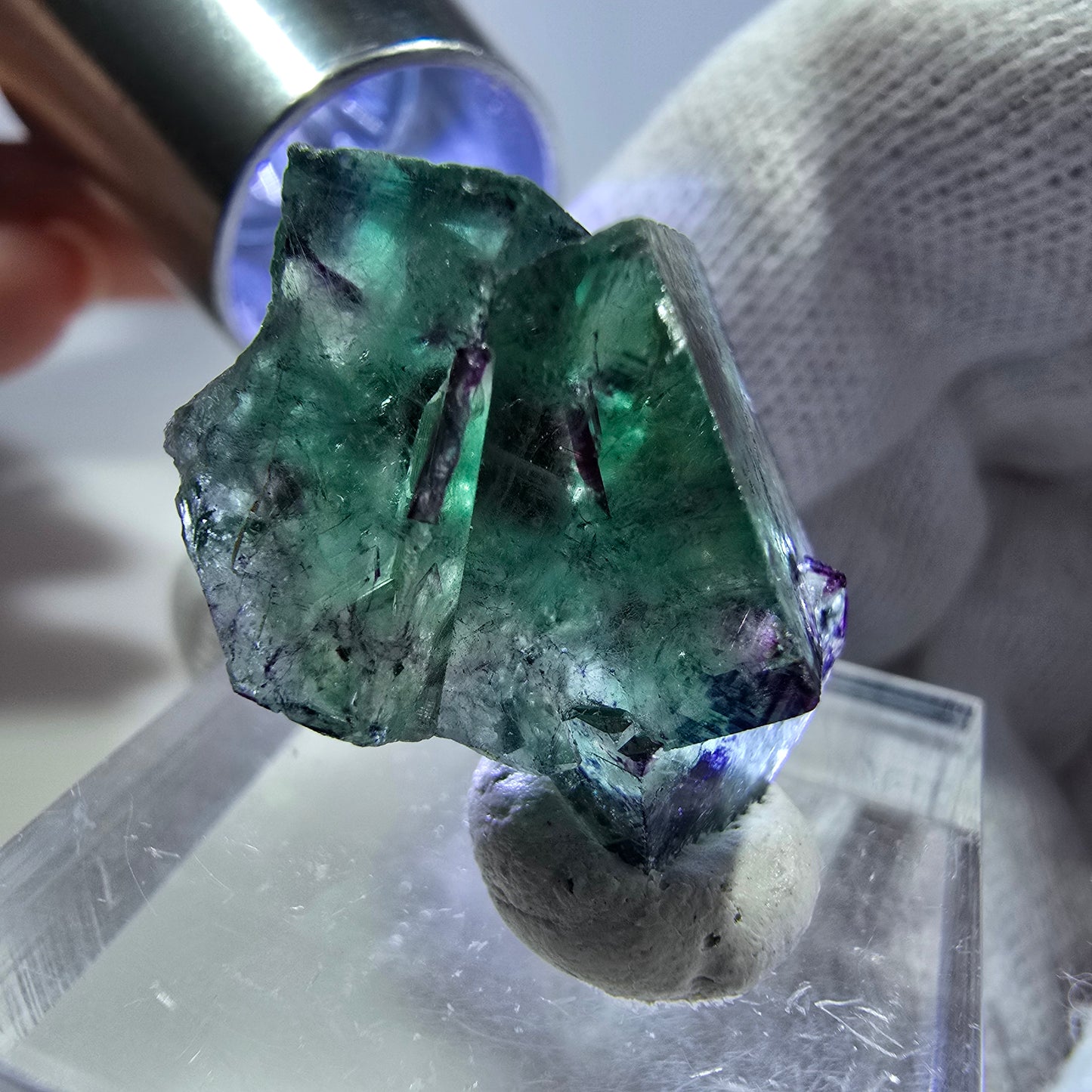 Spécimen rare de cube de fluorite fantôme, vert zonal et violet, Okorusu, Namibie, 25 x 21 x 15 mm 